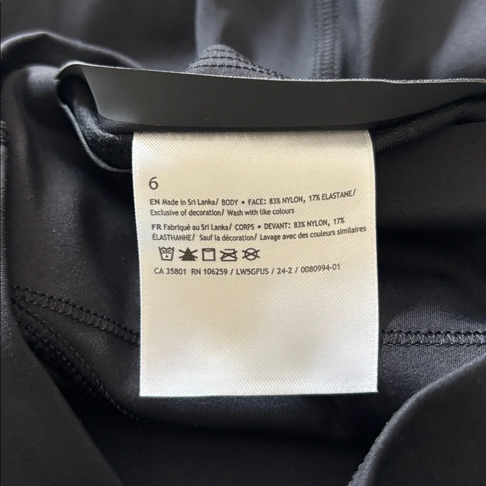 Lululemon Black Breezethrough Leggings - Picture 8 of 8